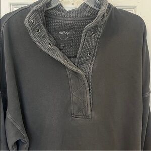 Aerie Charcoal Grey Washed Snap Waffle Getaway Pullover